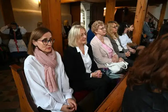 Przewóz: 80-lecie Szkoły Podstawowej im. kpt. Stanisława Betleja
