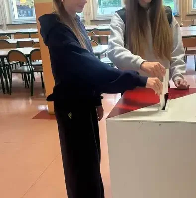 Wybory do Samorządu Uczniowskiego w Szkole Podstawowej nr 2 w Lubsku – znamy skład na rok 2026/2027