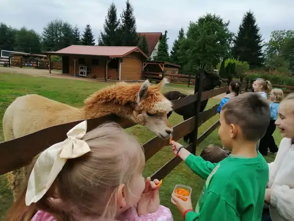 Uczniowie klas 2a i 2b ze Szkoły Podstawowej nr 2 w Lubsku odwiedzili Ranczo u Stasia