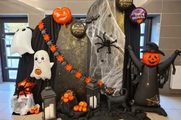 Halloweenowa ścianka w B‑CK Lubsko – zrób sobie zdjęcie!