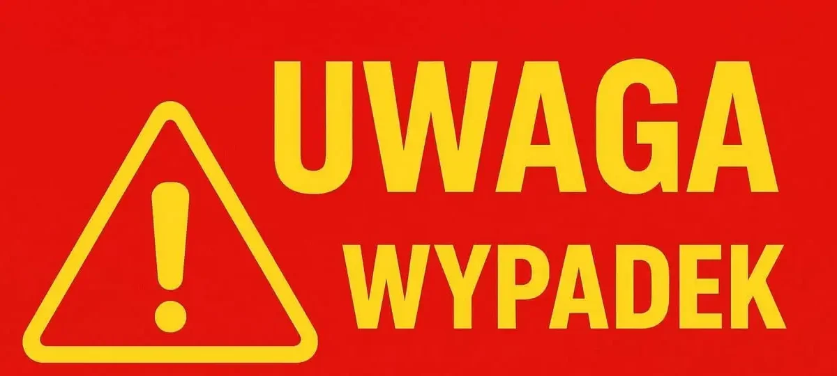Wypadek na ulicy Okrzei w Żarach – droga zablokowana