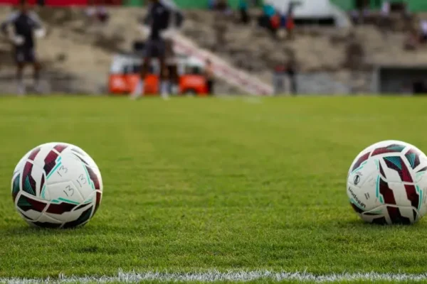 Konkurs „Podaj piłkę dalej” – zagłosuj na swoją drużynę i wygraj sprzęt sportowy